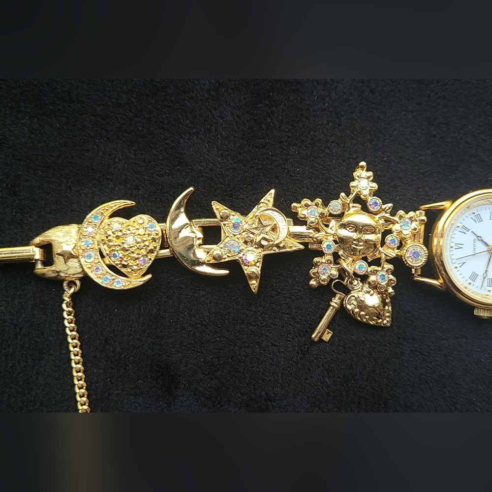 Kirks Folly Vintage Watch - Picture 4 of 9